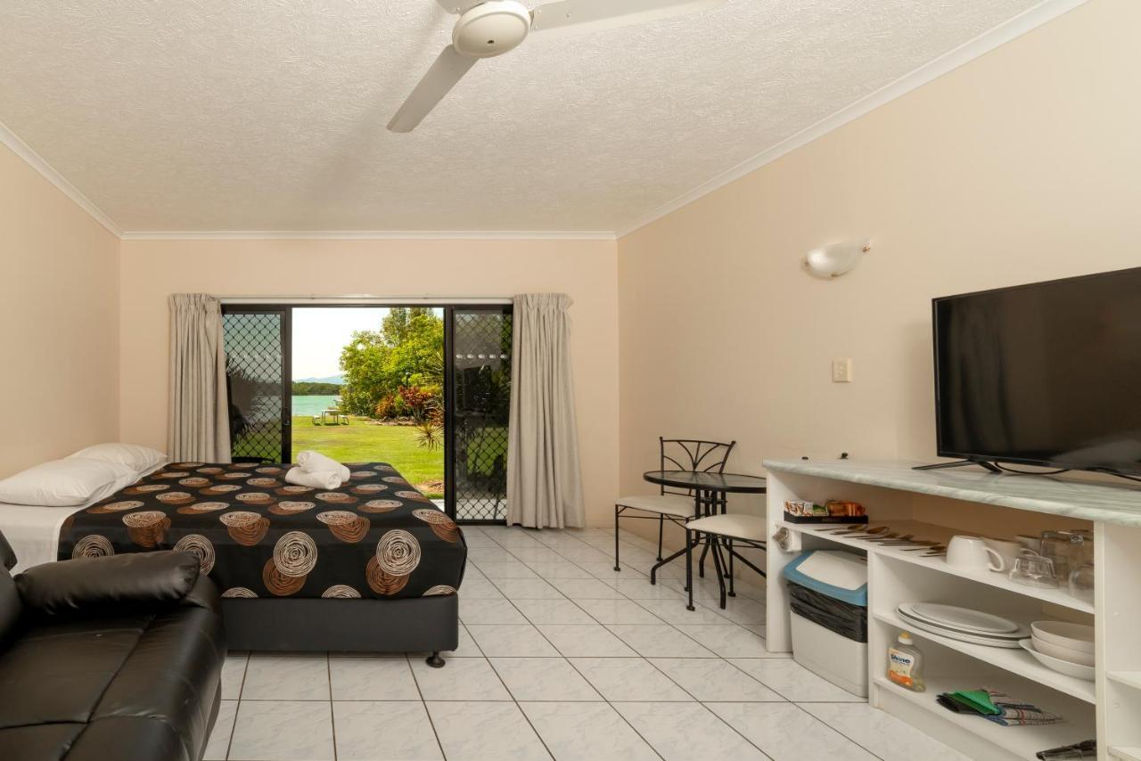 Hinchinbrook Marine Cove Resort Lucinda Exterior foto